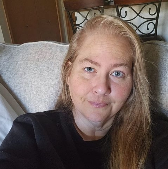 Meet your Posher, Erica - Picture 1 of 1